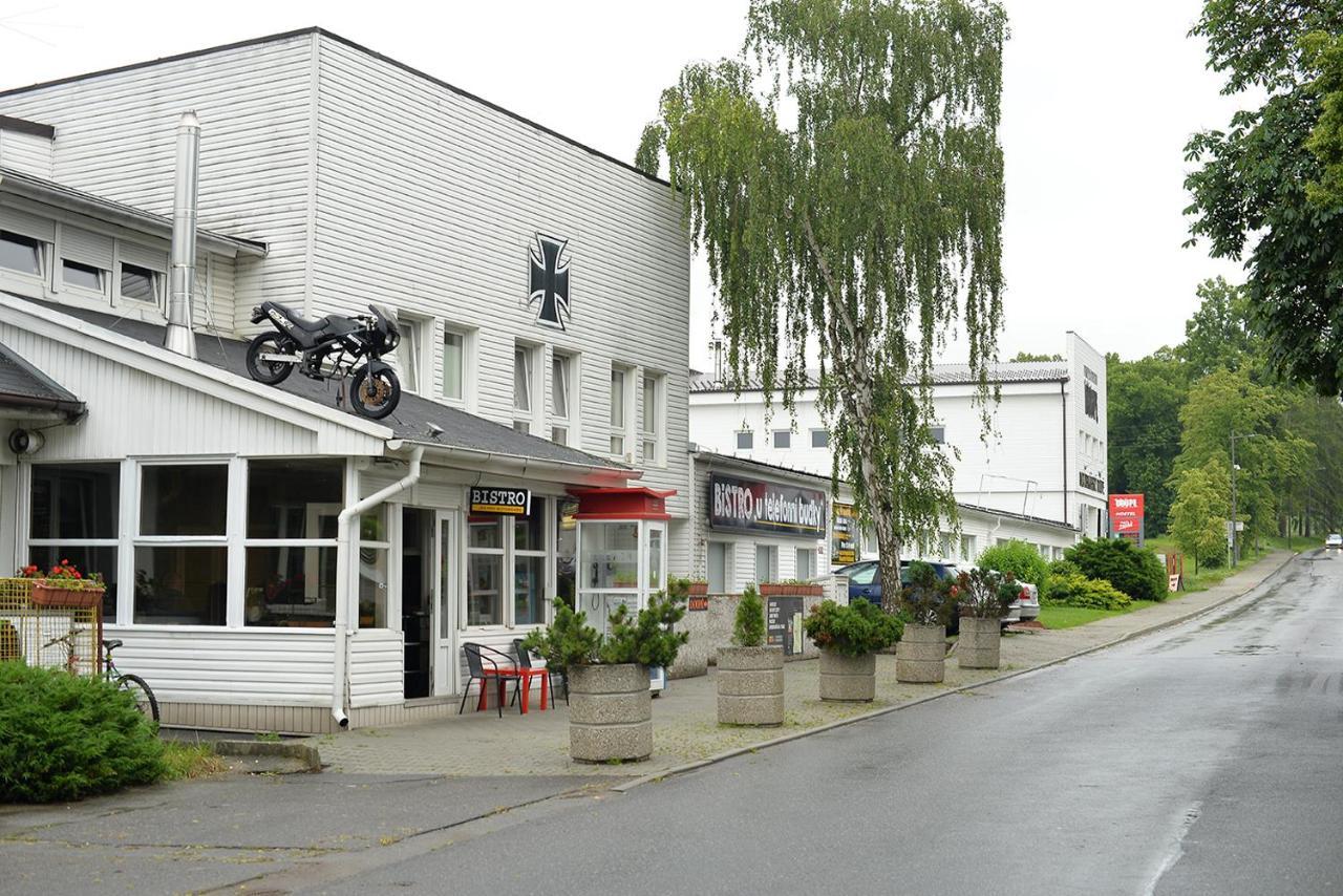 Hostel Doupe Humpolec Exterior photo